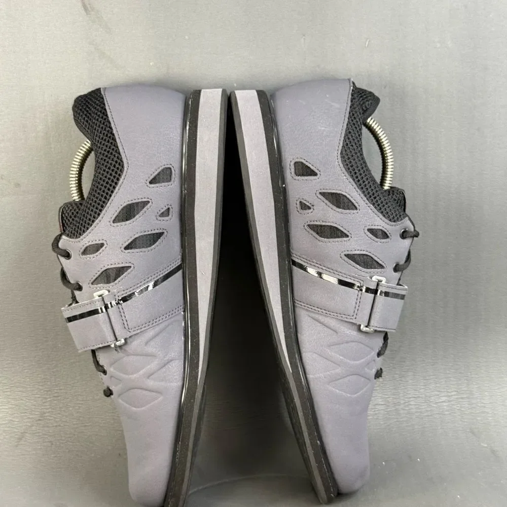 Reebok gently used